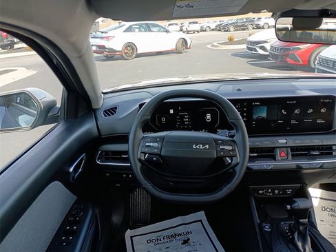 Certified 2025 Kia K4 EX image 20