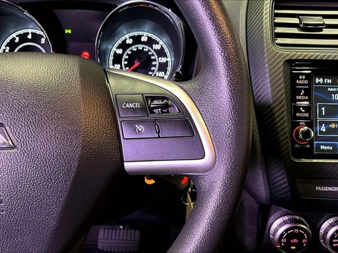 Used 2025 Mitsubishi Outlander Sport AWD image 13