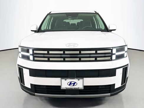 New 2026 Hyundai Santa Fe SE image 2