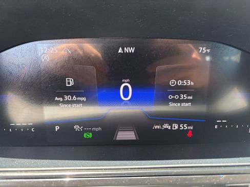 Used 2025 Volkswagen Taos S AWD/4WD image 27