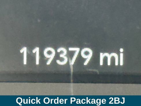 Used 2020 Jeep Cherokee Latitude FWD image 6
