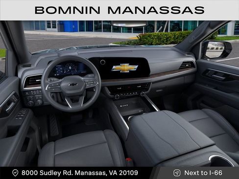 New 2026 Chevrolet Suburban Z71 image 15