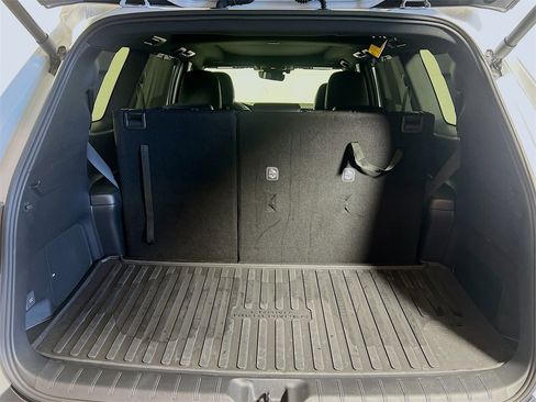 Certified 2025 Toyota Grand Highlander AWD Hybrid image 24