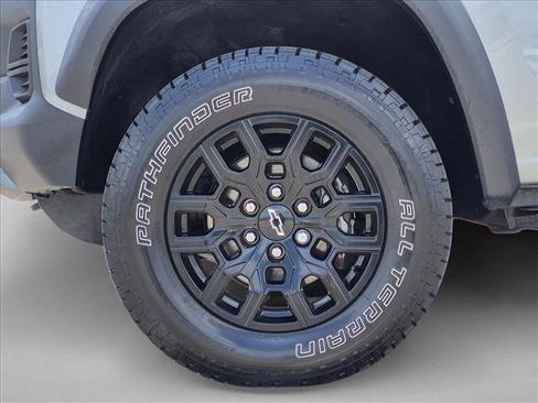 Used 2023 Chevrolet Colorado Trail Boss w/ Technology Package AWD/4WD image 24