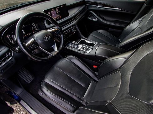 Used 2022 INFINITI QX60 Sensory w/ Cargo Package image 11