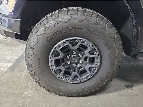 Used 2025 Ford F150 Raptor w/ Equipment Group 803A Raptor R image 3