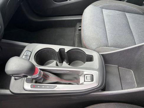 Used 2024 Chevrolet Trax RS image 25