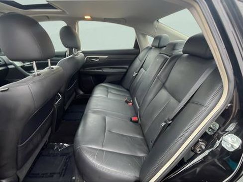 Used 2013 Nissan Altima 2.5 SL w/ Technology Pkg image 22