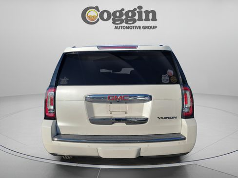 Used 2017 GMC Yukon Denali w/ Open Road Package RWD image 4