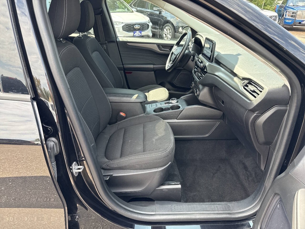 Certified 2024 Ford Escape Active AWD/4WD image 11