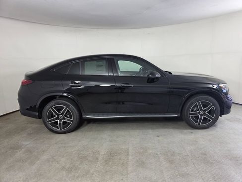New 2026 Mercedes-Benz GLC 300 4MATIC image 3