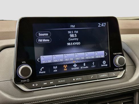 Used 2023 Nissan Rogue SV w/ SV Premium B Package AWD/4WD image 21