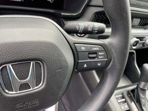 Used 2025 Honda CR-V LX image 18