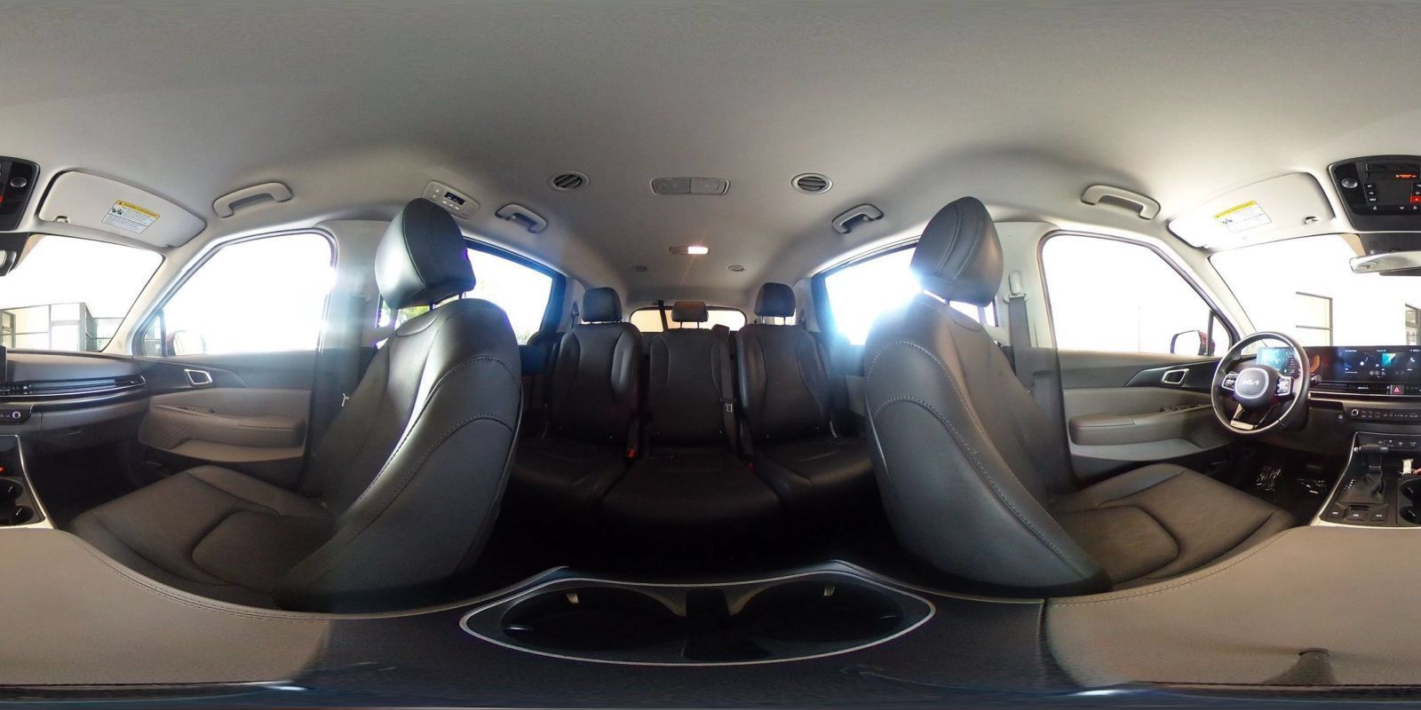 Used 2026 Kia Carnival FWD image 44