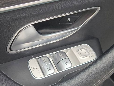 Used 2022 Mercedes-Benz GLE 350 4MATIC image 20