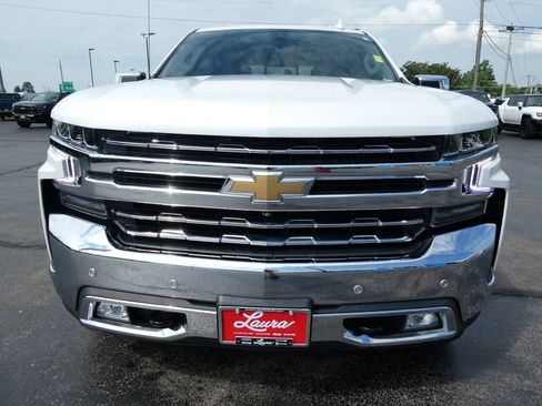 Certified 2021 Chevrolet Silverado 1500 LTZ w/ Technology Package AWD/4WD image 10