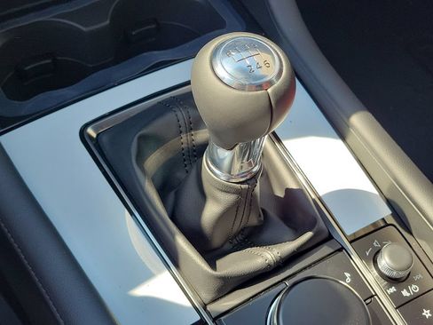 New 2026 MAZDA MAZDA3 2.5 S Hatchback w/ Premium Pkg FWD image 31