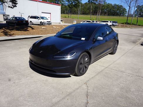 Used 2025 Tesla Model 3 Long Range image 26