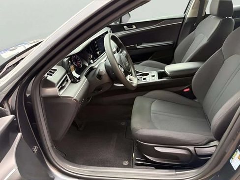 Used 2023 Kia K5 LXS FWD image 9