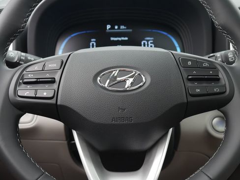 New 2026 Hyundai Venue SEL FWD image 35