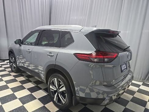 Used 2024 Nissan Rogue SL w/ SL Premium Package AWD/4WD image 11