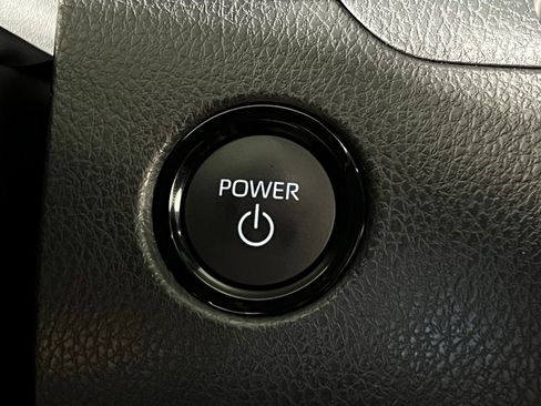 Used 2026 Toyota Camry SE w/ Convenience Package FWD image 21