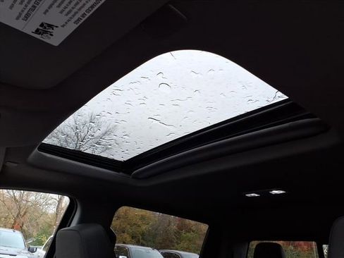 New 2026 GMC Sierra 1500 Elevation w/ Elevation Premium Package image 18