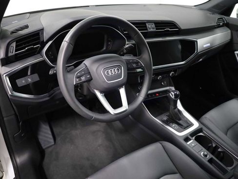 Used 2025 Audi Q3 2.0T Premium Plus AWD/4WD image 4