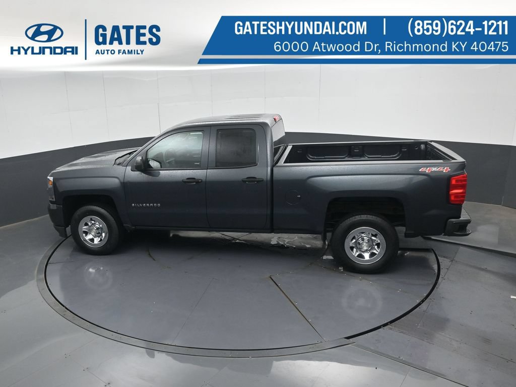 Used 2017 Chevrolet Silverado 1500 W/T AWD/4WD image 46