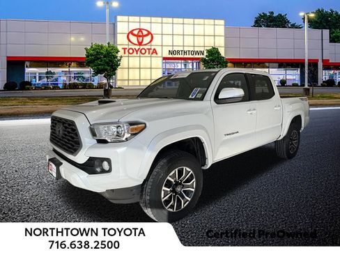 Used 2023 Toyota Tacoma TRD Sport image 1