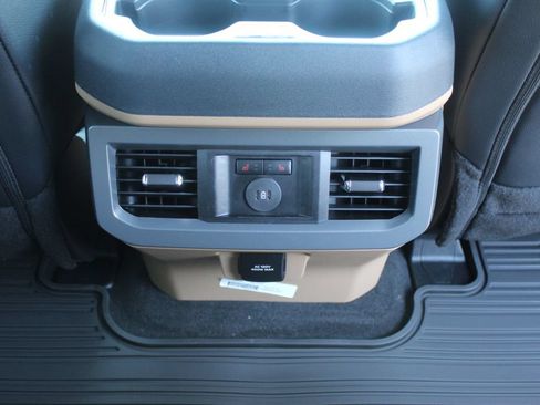 New 2026 Ford F350 Lariat w/ Lariat Premium Package AWD/4WD image 19