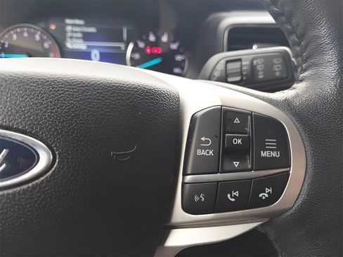 Used 2023 Ford Explorer XLT w/ Equipment Group 202A image 28