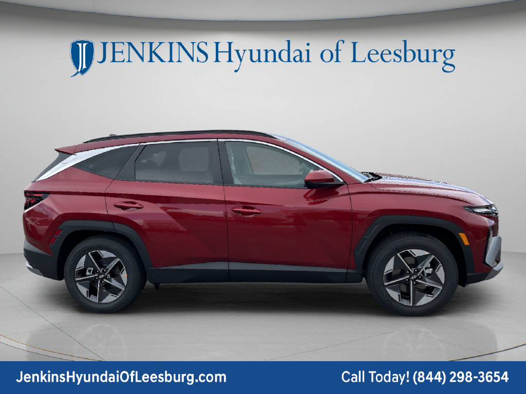 Used 2025 Hyundai Tucson SEL FWD image 3