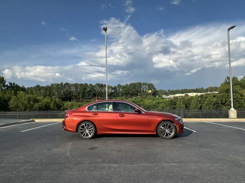 Used 2021 BMW 330i xDrive Sedan AWD/4WD image 6