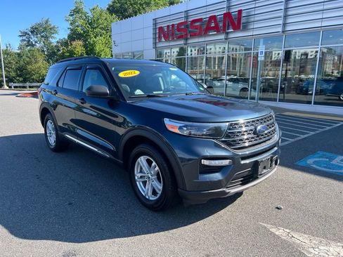 Used 2022 Ford Explorer XLT w/ Equipment Group 202A AWD/4WD image 1