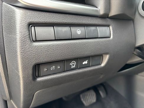 New 2026 Nissan Rogue SV w/ SV Premium Package image 18