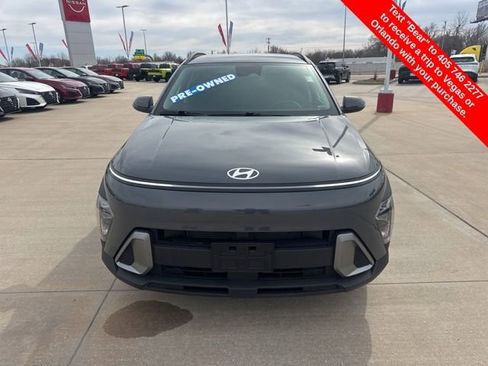 Used 2025 Hyundai Kona SEL image 8