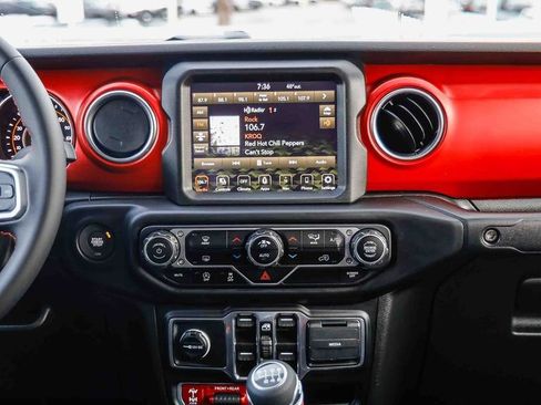 Certified 2023 Jeep Gladiator Rubicon image 14