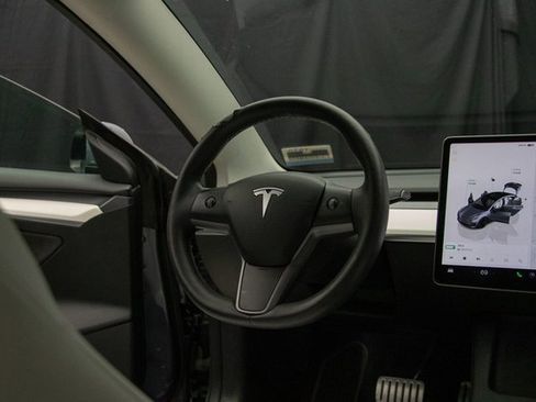 Used 2023 Tesla Model 3 Performance image 14