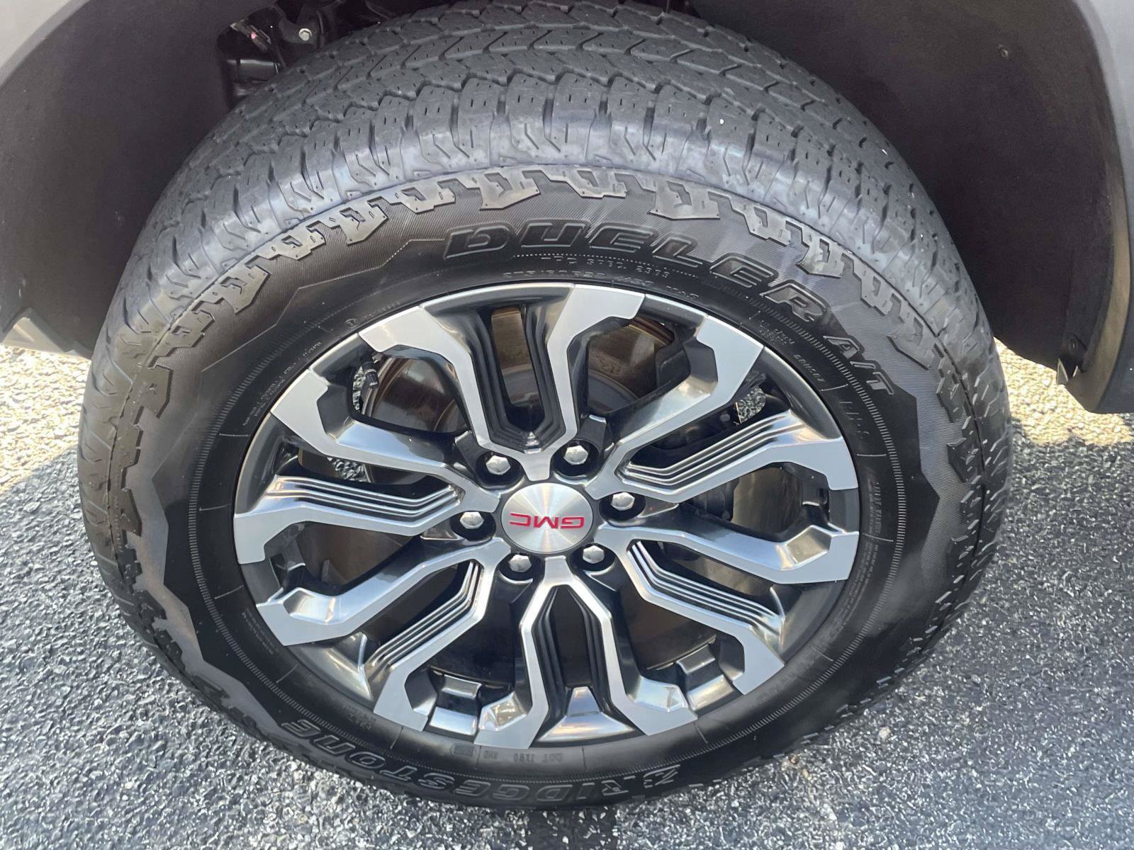Certified 2024 GMC Canyon Denali AWD/4WD image 10