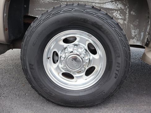 Used 2005 Ford Excursion Eddie Bauer AWD/4WD image 43