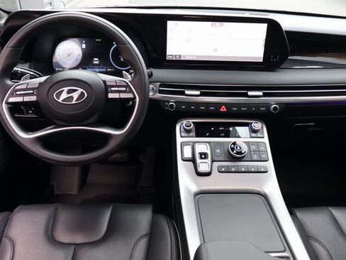 Used 2025 Hyundai Palisade Calligraphy image 6