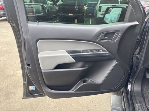 Used 2019 Chevrolet Colorado W/T w/ WT Convenience Package image 17
