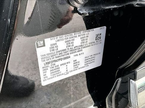 Used 2023 Buick Envision Essence w/ Sport Touring Package image 32