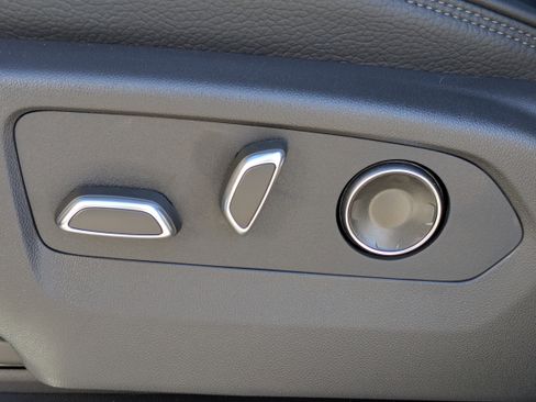 New 2026 GMC Sierra 1500 Denali w/ Denali Reserve Package image 21