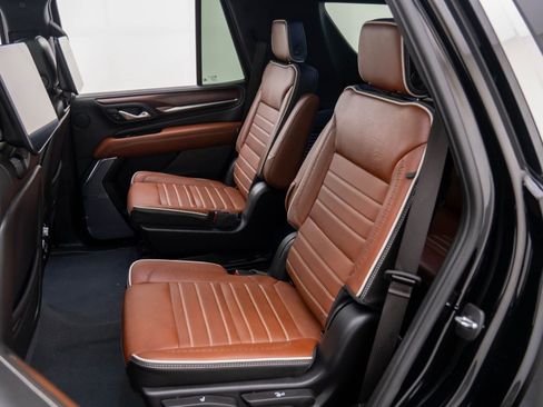 Used 2024 GMC Yukon Denali Ultimate image 19