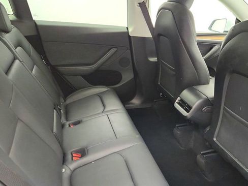 Used 2024 Tesla Model Y Long Range image 28