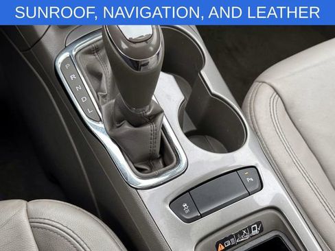 Used 2017 Chevrolet Cruze Premier image 26