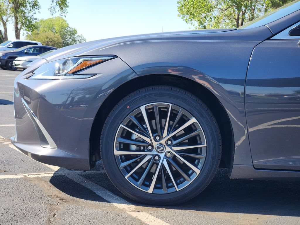Certified 2024 Lexus ES 350 w/ Premium Package FWD image 8