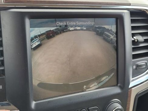 Used 2014 RAM 1500 Laramie image 18